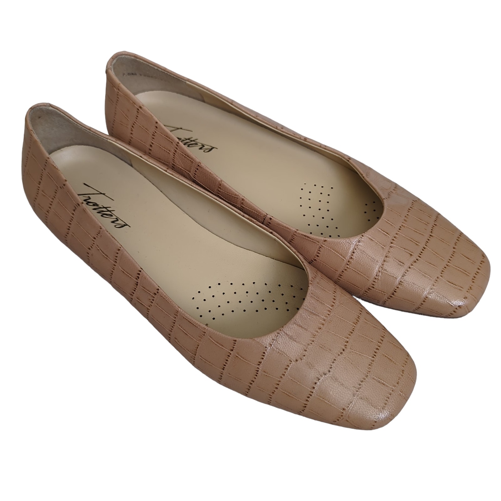 Trotters Women's Kitten Heels Shoes Tan Croc Print Sz 7.5 Honor Flat Square Toe